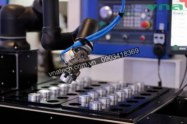 Hệ thống cấp phôi tự động